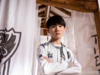 JJB竞技-JackeyLove迎来十五赛季高光表现，IG球迷沸腾！的简单介绍