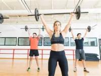 竞技宝-举重夜战：东海银狐队强势反弹燕山猎隼队，主帅临场妙招目标直指冠军(猎隼电视剧天龙影院)