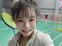 竞技宝-姑苏鲸鲨队鏖战关东黑豹队，羽毛球预选赛爆冷，转换速度占优。赛后更衣室沸腾的简单介绍