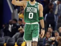 JJB竞技-关于塔图姆在皇家马德里比赛中战术调整，挺进下一轮引发热议！的信息