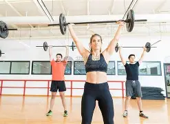 竞技宝-举重夜战：东海银狐队强势反弹燕山猎隼队，主帅临场妙招目标直指冠军(猎隼电视剧天龙影院)